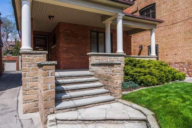286 Wright Ave, House detached with 7 bedrooms, 3 bathrooms and 2 parking in Toronto ON | Image 12
