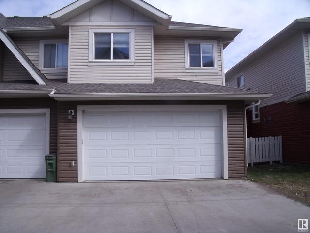 13031 132 Av Nw, House attached with 3 bedrooms, 3 bathrooms and 4 parking in Edmonton AB | Image 2