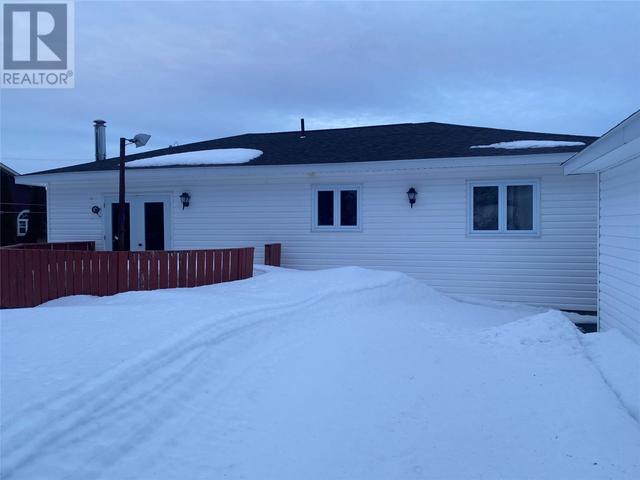 19 Townview Drive, House detached with 3 bedrooms, 1 bathrooms and null parking in Glovertown NL | Image 3