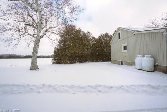 335 1st Concession Road, House detached with 3 bedrooms, 1 bathrooms and 8 parking in Norfolk County ON | Image 25