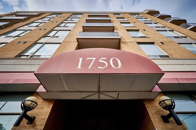 404 - 1750 Bayview Ave, Condo with 3 bedrooms, 3 bathrooms and 2 parking in Toronto ON | Image 12