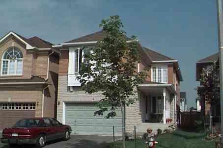 4 Oatfield Rd, House detached with 4 bedrooms, 3 bathrooms and 4 parking in Brampton ON | Image 1