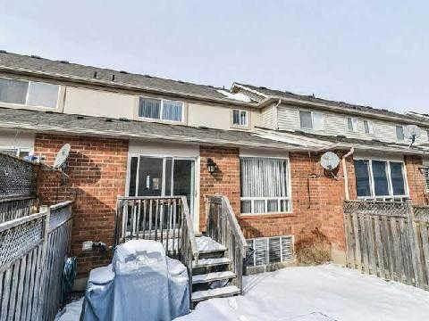 863 Gazley Circ, House attached with 3 bedrooms, 2 bathrooms and 1 parking in Milton ON | Image 9