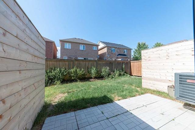 42 Hyderabad Lane, House attached with 3 bedrooms, 4 bathrooms and 2 parking in Markham ON | Image 15