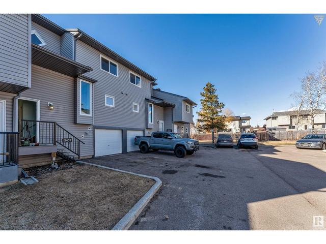 5452 38a Av Nw, House attached with 3 bedrooms, 1 bathrooms and null parking in Edmonton AB | Image 2