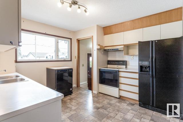 6308 135 Av Nw, House detached with 3 bedrooms, 2 bathrooms and null parking in Edmonton AB | Image 7