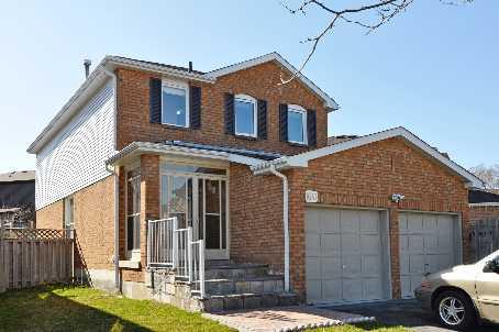 1647 Middleton St, House detached with 3 bedrooms, 3 bathrooms and 4 parking in Pickering ON | Image 1
