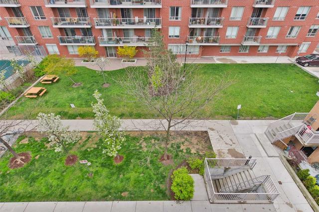 220 - 11 Ruttan St, Townhouse with 2 bedrooms, 2 bathrooms and 1 parking in Toronto ON | Image 21