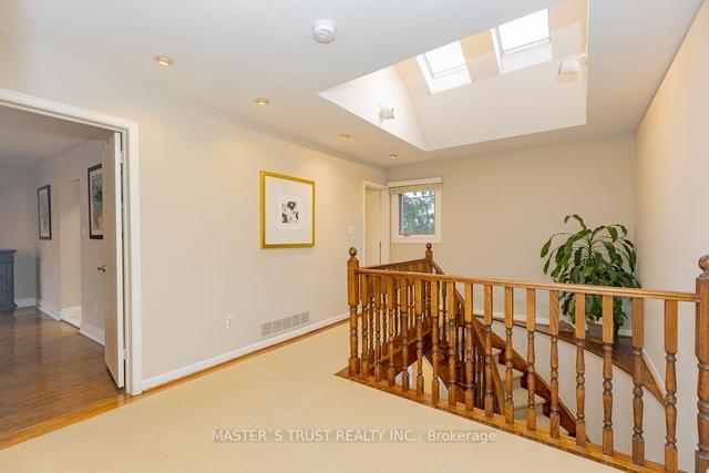 153 Banbury Rd, House detached with 4 bedrooms, 4 bathrooms and 6 parking in Toronto ON | Image 21