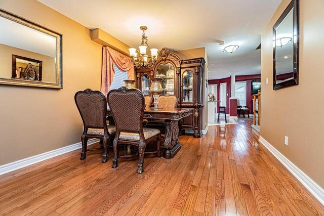 8 Penbridge Circ, House detached with 4 bedrooms, 4 bathrooms and 2 parking in Brampton ON | Image 6