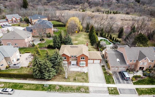 34 Viewmount Cres, House detached with 4 bedrooms, 4 bathrooms and 6 parking in Brampton ON | Image 1
