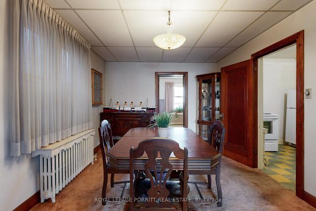 193 Sixth St, House detached with 4 bedrooms, 2 bathrooms and 1 parking in Toronto ON | Image 37