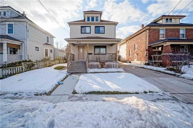 4553 Fifth Ave, House detached with 4 bedrooms, 2 bathrooms and 4 parking in Niagara Falls ON | Image 4
