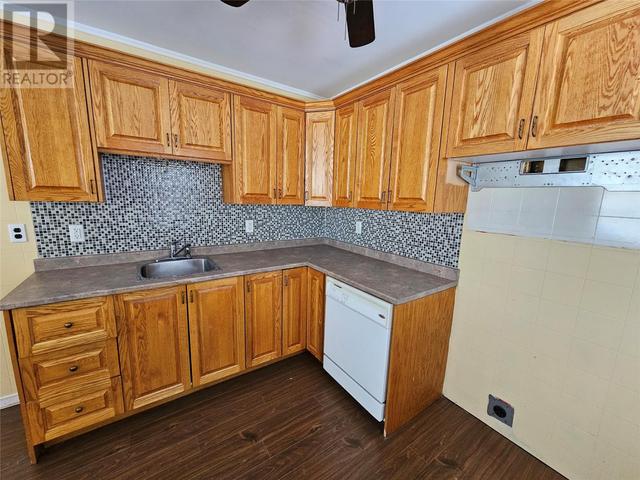 841 Hudson Drive, House detached with 3 bedrooms, 2 bathrooms and null parking in Labrador City NL | Image 5
