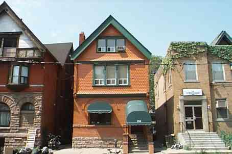 214 Beverley St, House detached with 1 bedrooms, 5 bathrooms and 6 parking in Toronto ON | Image 1