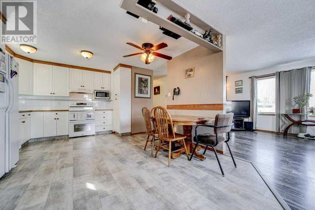 5925 57 Street, House detached with 4 bedrooms, 2 bathrooms and 6 parking in Taber AB | Image 14