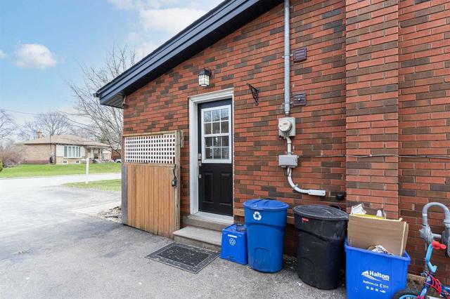1238 De Quincy Cres, House detached with 3 bedrooms, 2 bathrooms and 7 parking in Burlington ON | Image 21