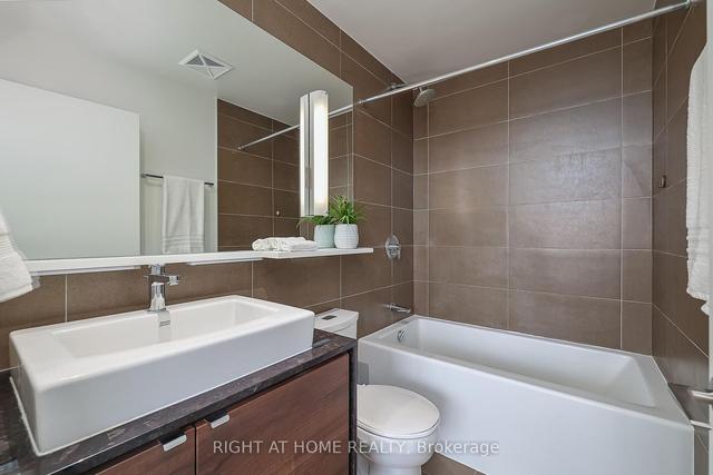 2917 - 121 Mcmahon Dr, Condo with 2 bedrooms, 2 bathrooms and 1 parking in Toronto ON | Image 16