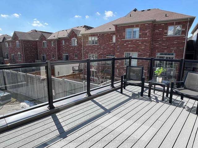1655 Bur Oak Ave, Townhouse with 3 bedrooms, 4 bathrooms and 2 parking in Markham ON | Image 19