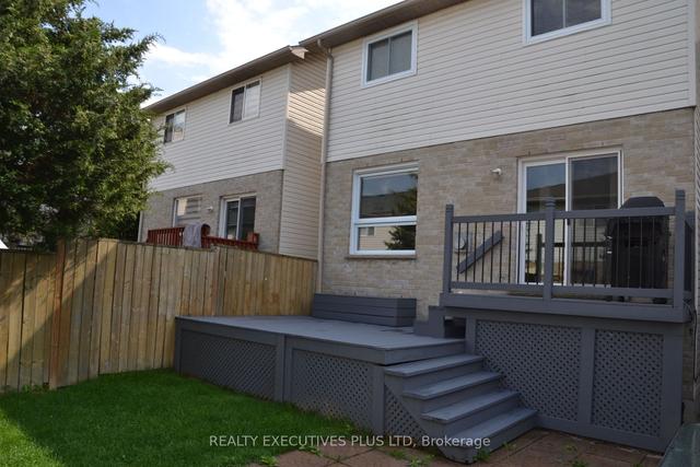 119 Frances Ave W, House attached with 3 bedrooms, 3 bathrooms and 6 parking in Hamilton ON | Image 29