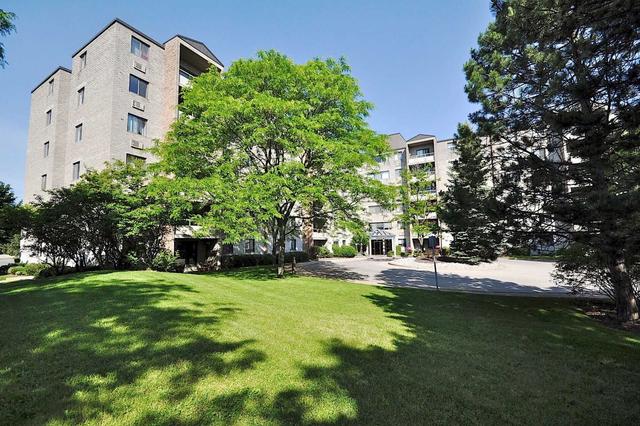 401 - 89 Westwood Rd, Condo with 2 bedrooms, 2 bathrooms and 1 parking in Guelph ON | Image 1