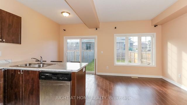 80 Isabella Dr, House attached with 3 bedrooms, 3 bathrooms and 3 parking in Orillia ON | Image 8
