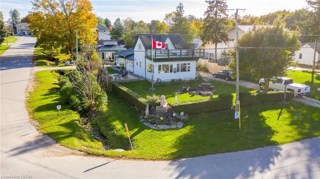 23 Mill Street, House detached with 3 bedrooms, 1 bathrooms and 2 parking in Northern Bruce Peninsula ON | Image 5