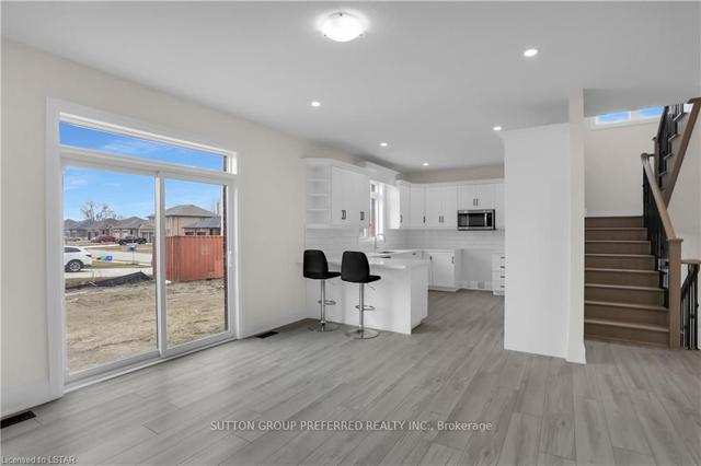 2 Bouw Pl, House detached with 5 bedrooms, 4 bathrooms and 6 parking in Perth East ON | Image 22