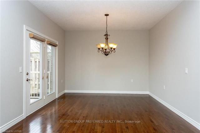 6 - 2295 Kains Rd, Townhouse with 3 bedrooms, 3 bathrooms and 4 parking in London ON | Image 2
