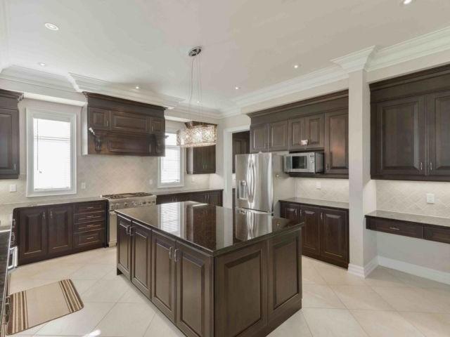 34 Kelways Circ, House detached with 5 bedrooms, 6 bathrooms and 11 parking in Brampton ON | Image 11