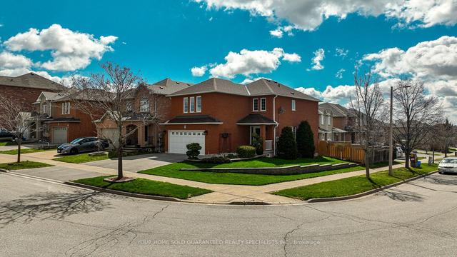 41 D'amato Cres, House detached with 3 bedrooms, 3 bathrooms and 5 parking in Vaughan ON | Image 12