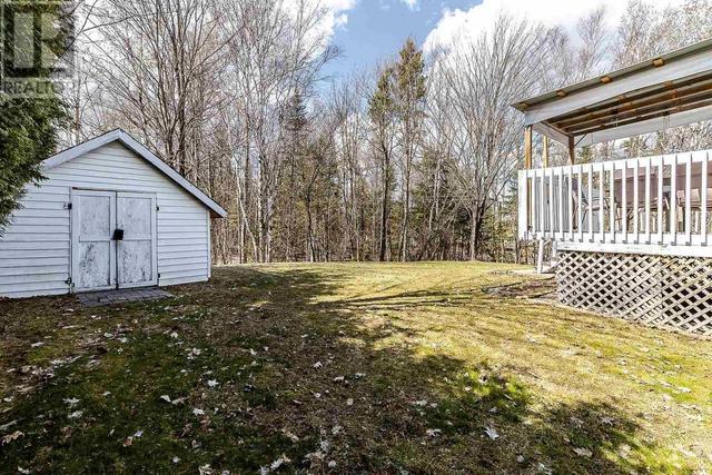 1109 Lake St, House detached with 3 bedrooms, 2 bathrooms and null parking in Sault Ste. Marie ON | Image 42