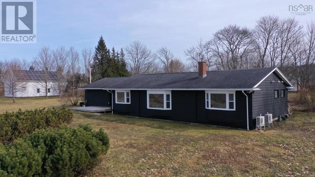 10165 1 Highway, House detached with 3 bedrooms, 3 bathrooms and null parking in Kings, Subd. D NS | Image 42