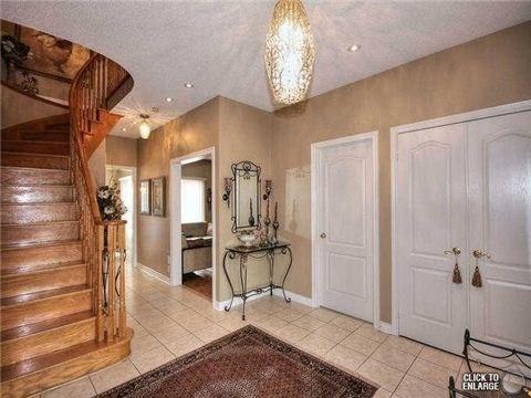 80 Caproni Dr, House detached with 4 bedrooms, 3 bathrooms and 4 parking in Vaughan ON | Image 7