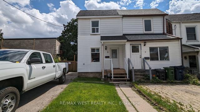 3 Cayuga Ave, House semidetached with 2 bedrooms, 1 bathrooms and 0 parking in Toronto ON | Image 13