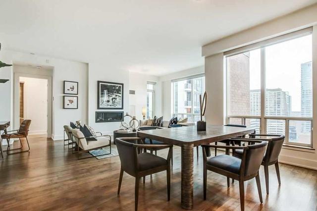 18e - 61 Yorkville Ave, Condo with 3 bedrooms, 3 bathrooms and 1 parking in Toronto ON | Image 6