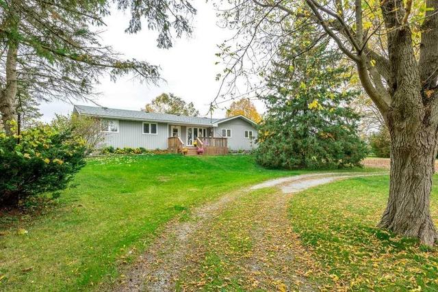188 Stoney Creek Rd, House detached with 2 bedrooms, 2 bathrooms and 20 parking in Kawartha Lakes ON | Image 3