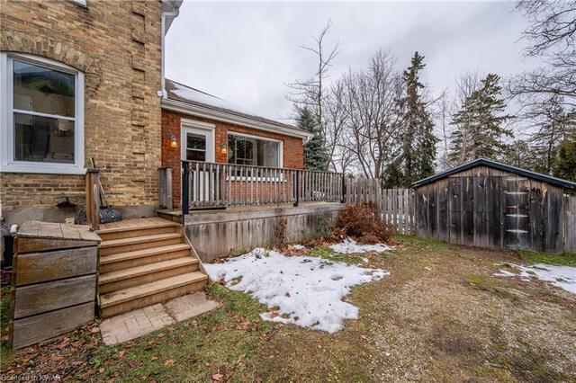 46 Main Street East Street, House attached with 2 bedrooms, 1 bathrooms and null parking in Mapleton ON | Image 20