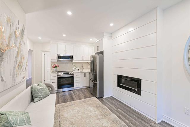 66 Bellevue Ave, House attached with 4 bedrooms, 3 bathrooms and 1 parking in Toronto ON | Image 25