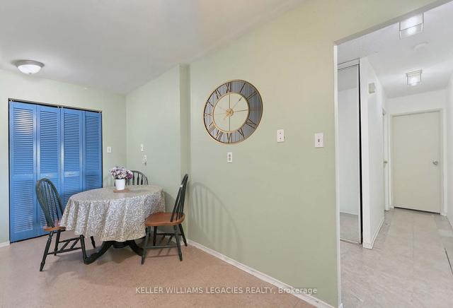 2006 - 234 Albion Rd, Condo with 2 bedrooms, 1 bathrooms and 1 parking in Toronto ON | Image 5