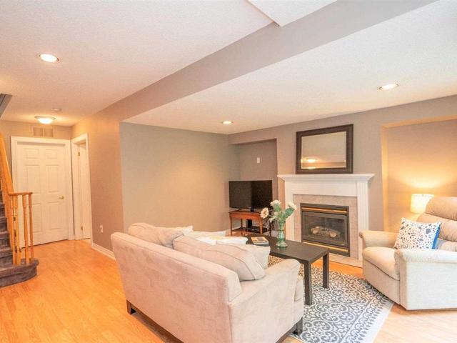 59 - 1023 On Bogart Circ, Townhouse with 3 bedrooms, 3 bathrooms and 2 parking in Newmarket ON | Image 11