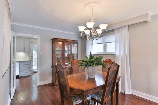 51 Sawley Dr, House detached with 3 bedrooms, 3 bathrooms and 2 parking in Toronto ON | Image 5