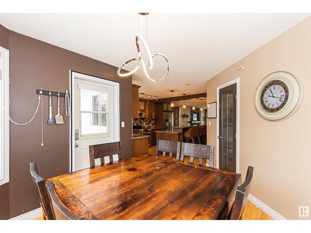 414 Ormsby Rd W Nw, House detached with 3 bedrooms, 3 bathrooms and null parking in Edmonton AB | Image 14