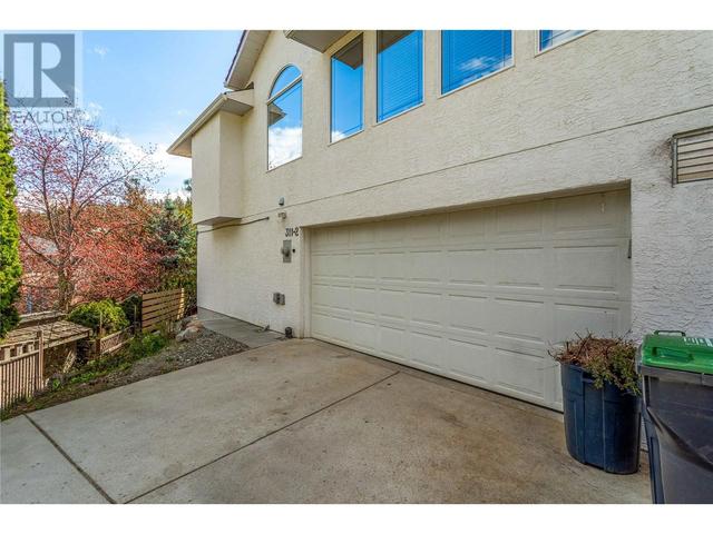 311 Woodpark Crescent, House detached with 5 bedrooms, 3 bathrooms and 6 parking in Kelowna BC | Image 10