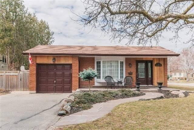 2 Sir Ector Crt, House detached with 3 bedrooms, 2 bathrooms and 4 parking in Markham ON | Image 1