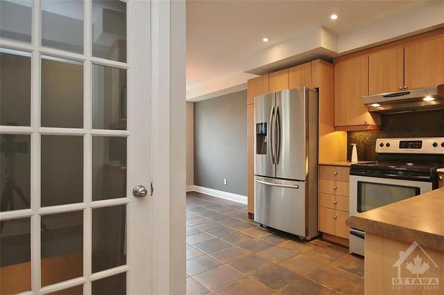 a - 2672 Moncton Road, Townhouse with 4 bedrooms, 3 bathrooms and 1 parking in Ottawa ON | Image 12
