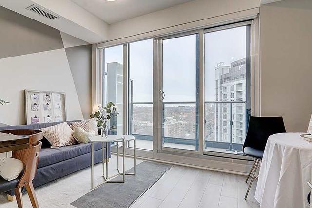 1715 - 251 Jarvis St, Condo with 0 bedrooms, 1 bathrooms and 0 parking in Toronto ON | Image 4