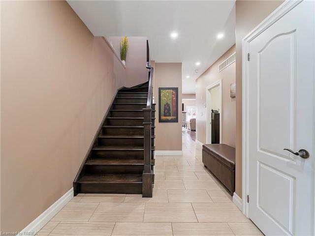 247b Grand Street, House semidetached with 4 bedrooms, 3 bathrooms and 1 parking in Brantford ON | Image 2