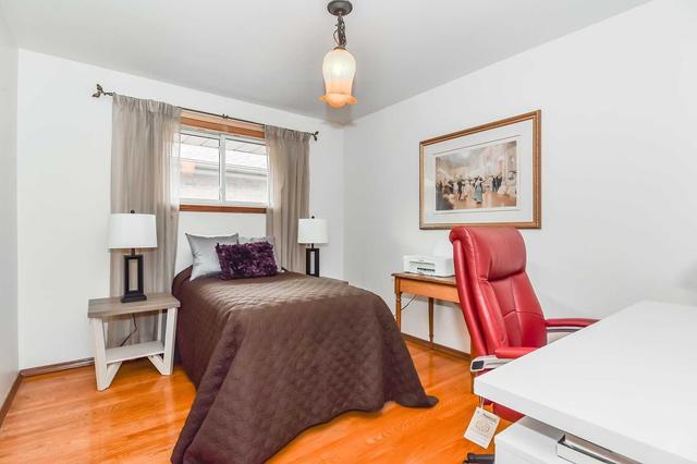 91 Victoria Rd N, House detached with 3 bedrooms, 2 bathrooms and 4 parking in Guelph ON | Image 8