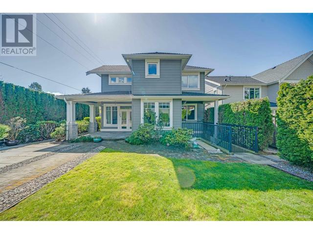 1819 St. Andrews Avenue, House detached with 5 bedrooms, 4 bathrooms and 2 parking in North Vancouver BC | Image 1